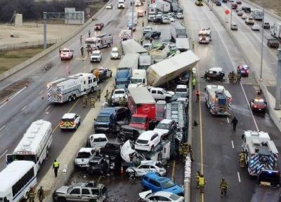 تصادف زنجیره ای در تگزاس، برخورد 100 دستگاه خودرو و مرگ 5 نفر