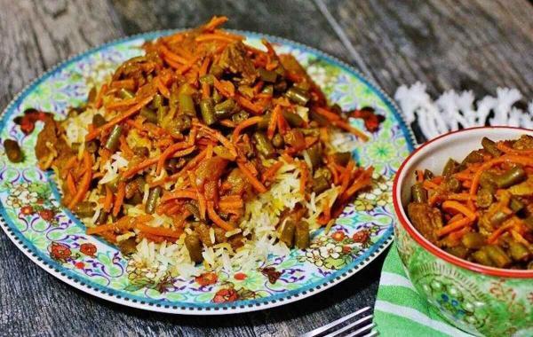 طرز تهیه لوبیا پلو با گوشت چرخ نموده و مرغ