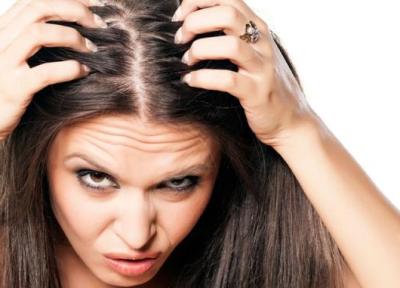 7 دلیل اصلی خارش پوست سر و راه درمان آن ها